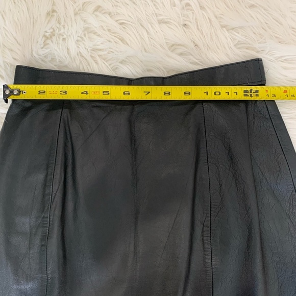 Women’s  Black IOU Leather Skirt. Size‎ 7-8 - Picture 5 of 6